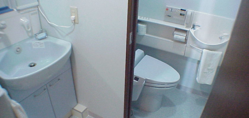 クローバーホーム事例トイレのリフォーム
