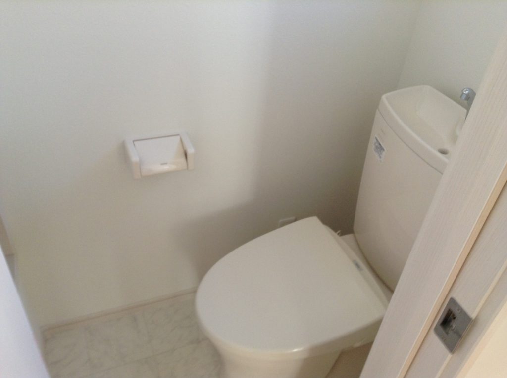 壁面収納棚をトイレに設置した事例【続編】