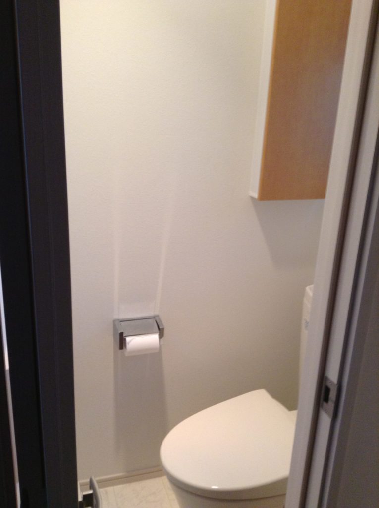 壁面収納棚をトイレに設置した事例【続編】