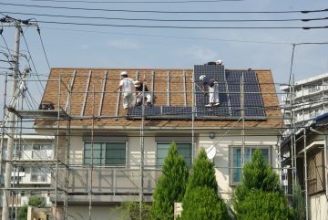 太陽光発電パネルを後付け　エコ生活を始めます！