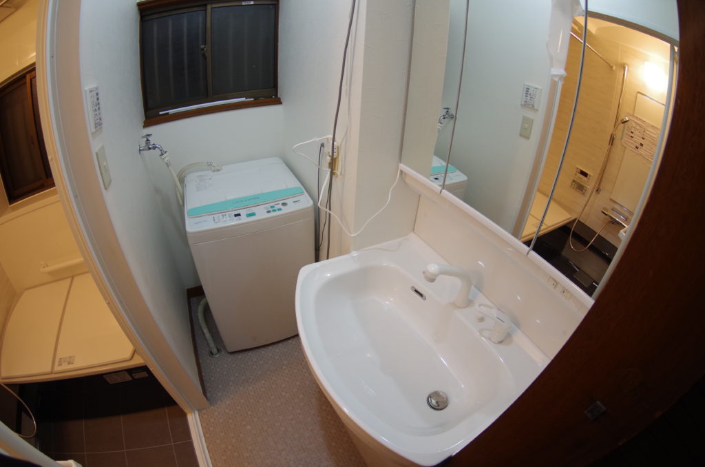 洗面化粧台をタカラ オンディーヌにリフォーム