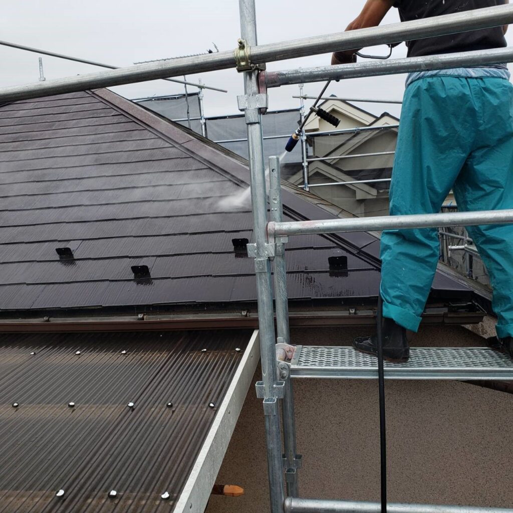 屋根・外壁・ベランダ・雨樋を塗装し住宅寿命を延ばす