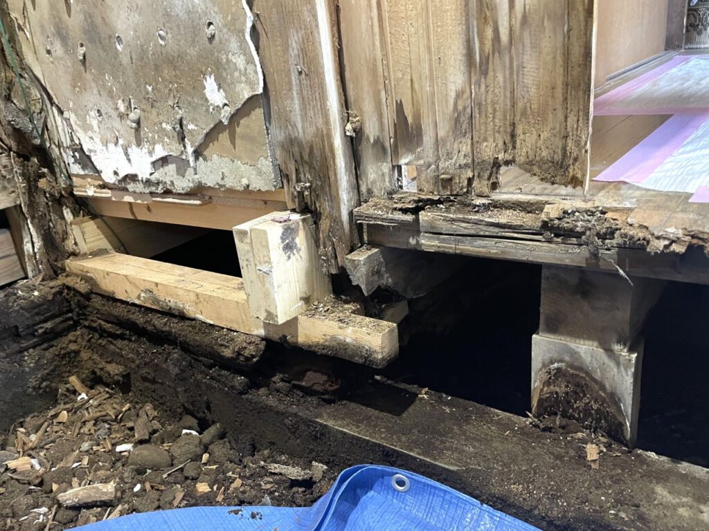 下地木材に腐食……在来浴室をユニットバスへリフォーム