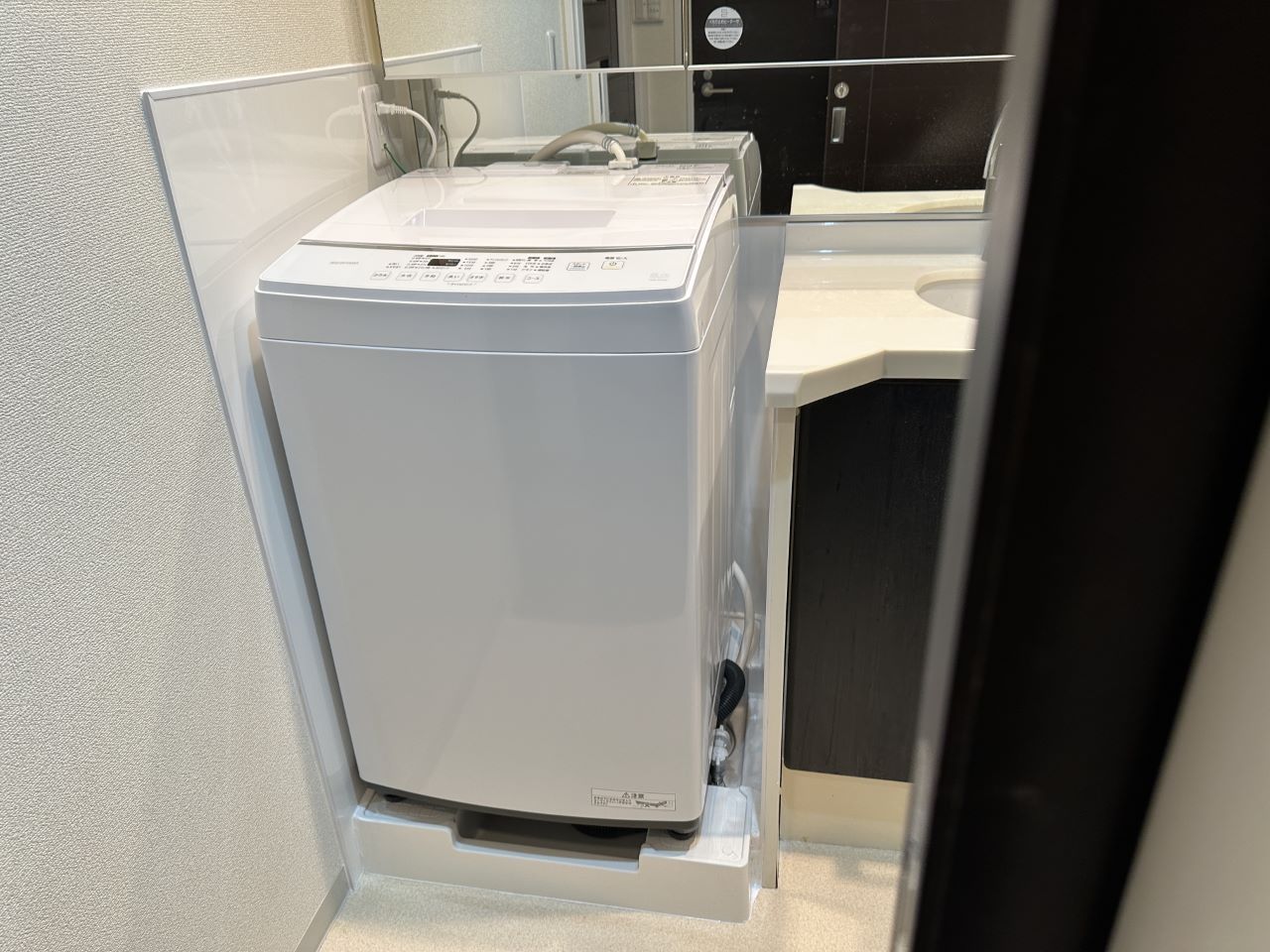 施工実績豊富！定番スタイルのビルトイン洗濯機置き場リフォーム事例